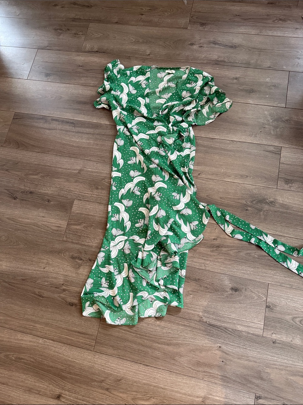 Max Studio Green Floral Wrap Maxi Dress with White Print